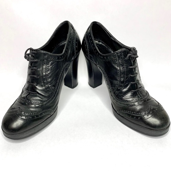 Women’s black leather vintage lace heels-39 - Picture 3 of 7